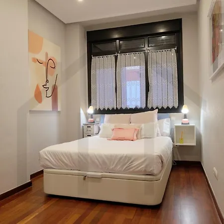 La Casa De Begona - A Un Paso Del Centro De Gijon. 希洪